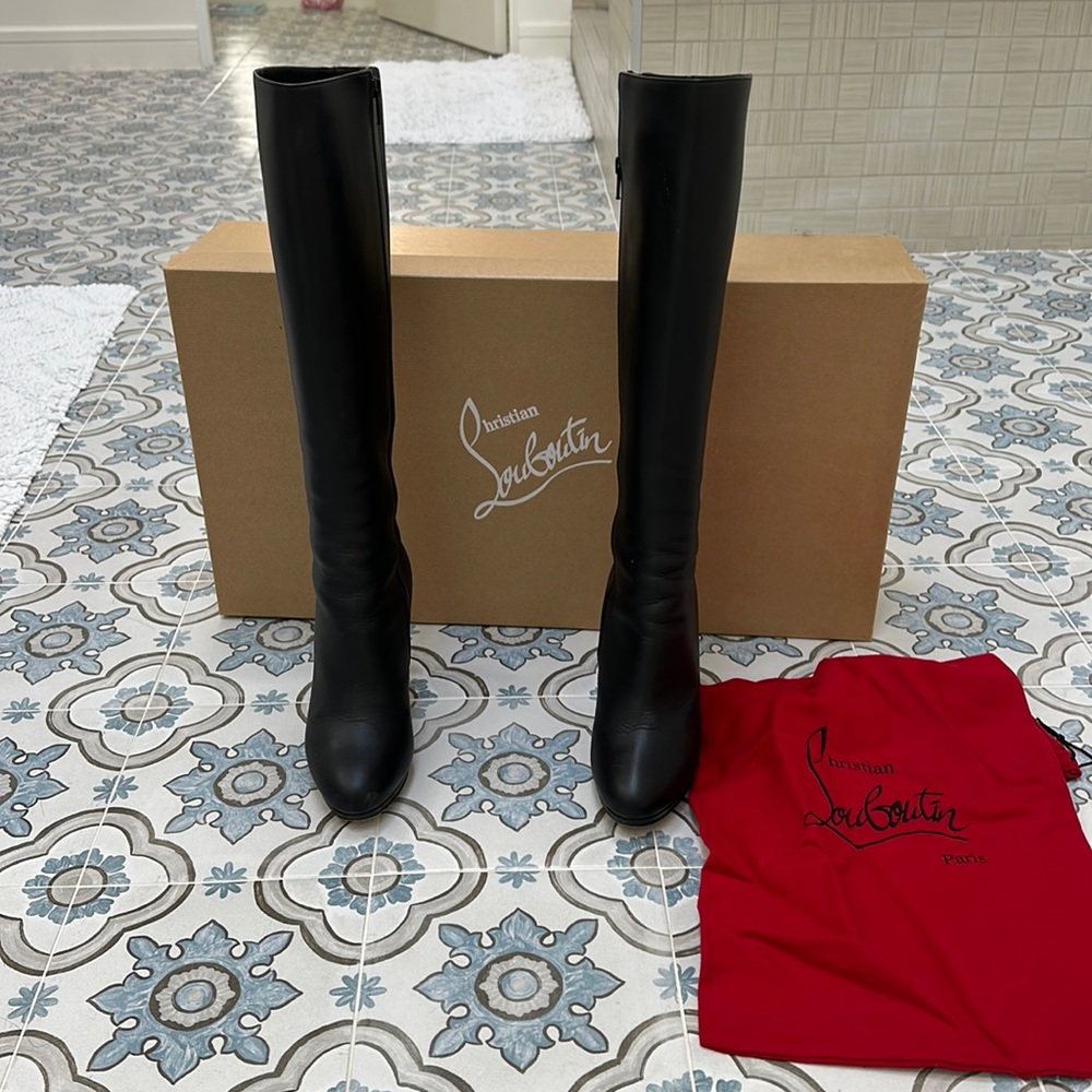 Christian Louboutin Botalili Knee Boot 38.5